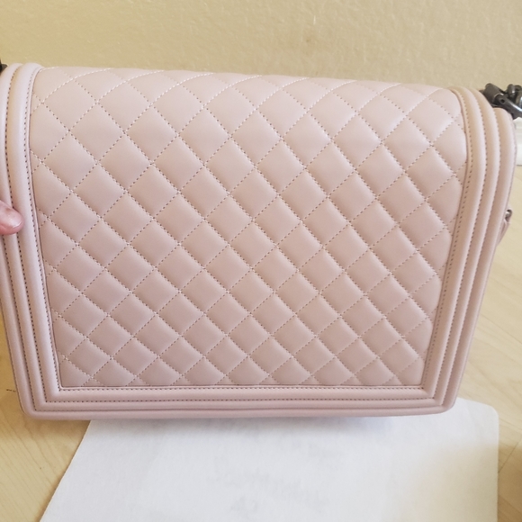 Chanel pink large boy bag - Picture 8 of 11